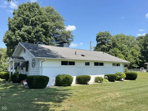 4800 E 50