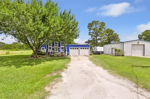 275 Commerce Lane