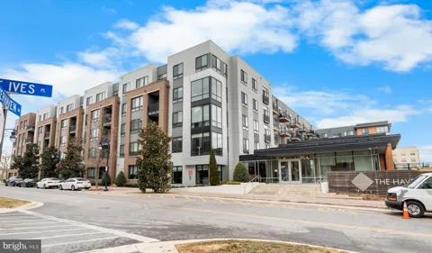 145 RIVERHAVEN DRIVE #551