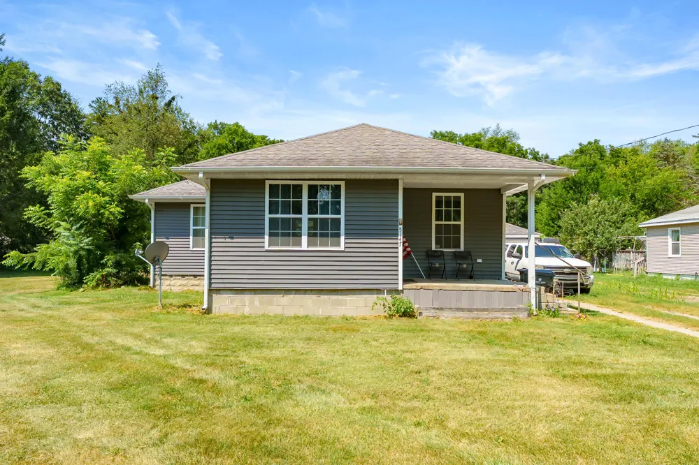 5147 Beverly Avenue Kalamazoo, MI 49004