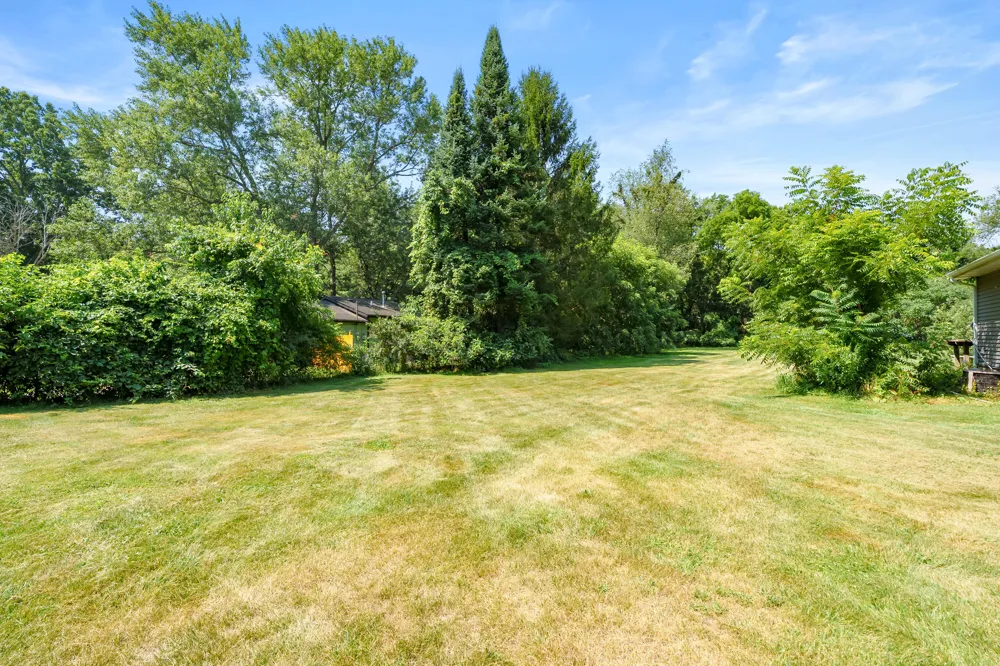 5147 Beverly Avenue Kalamazoo, MI 49004