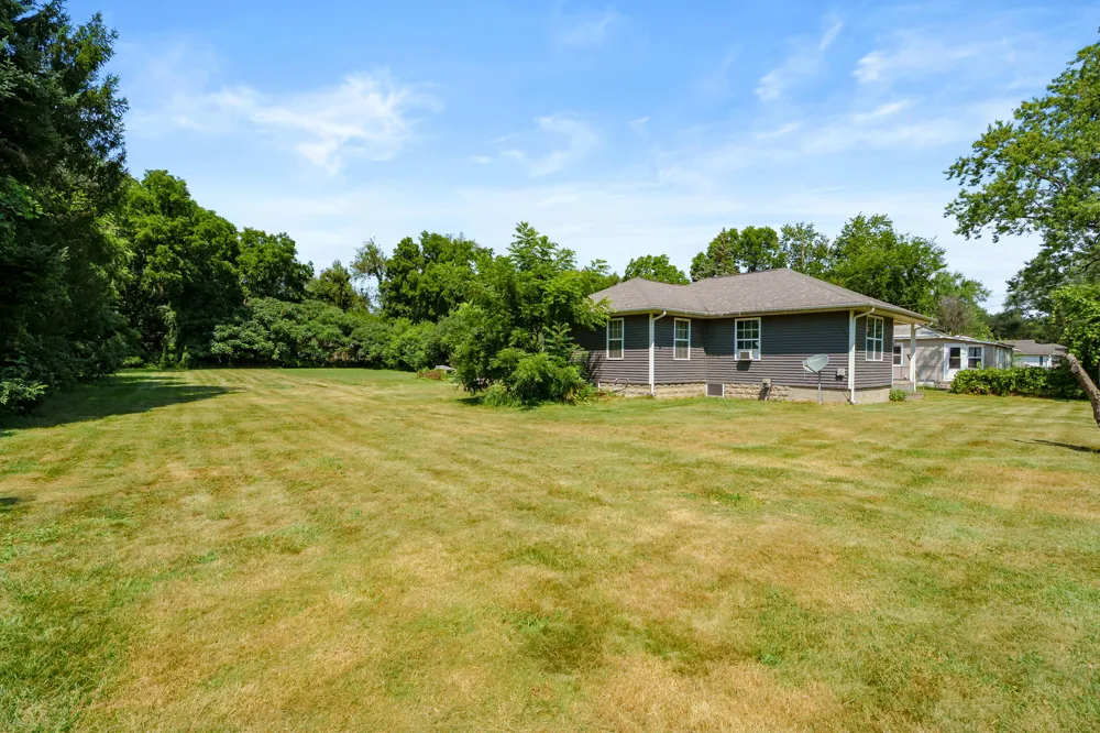 5147 Beverly Avenue Kalamazoo, MI 49004