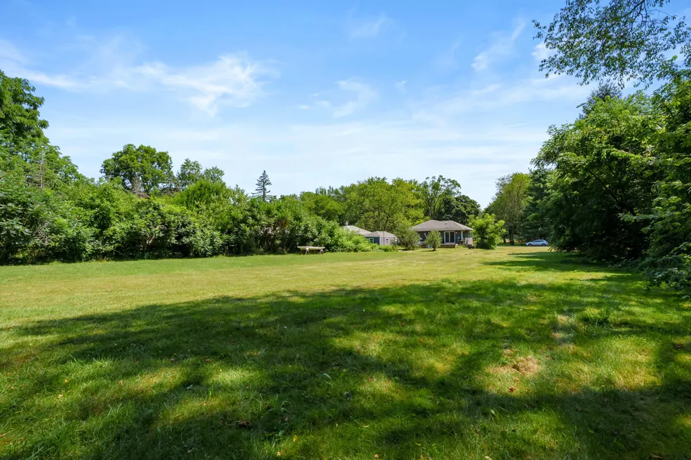 5147 Beverly Avenue Kalamazoo, MI 49004