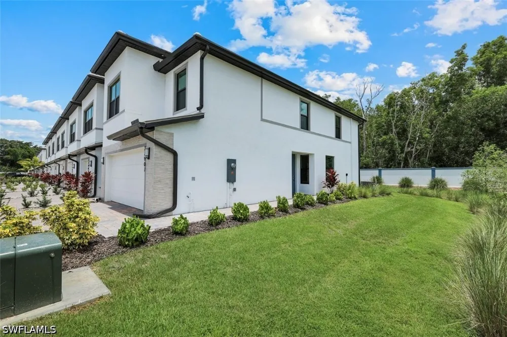 Radiant Court Bonita Springs, FL 34135