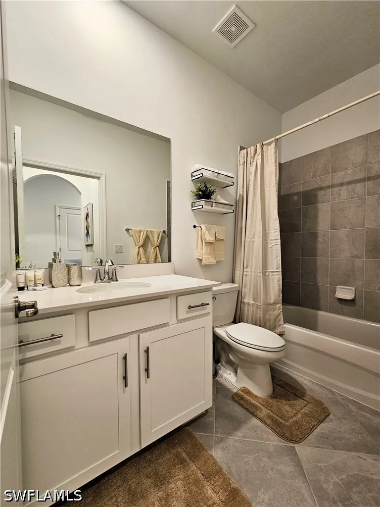 Double Eagle Circle #4645 Ave Maria, FL 34142