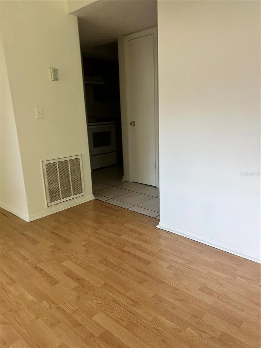14308 HANGING MOSS CIRCLE #102 Tampa, FL 33613