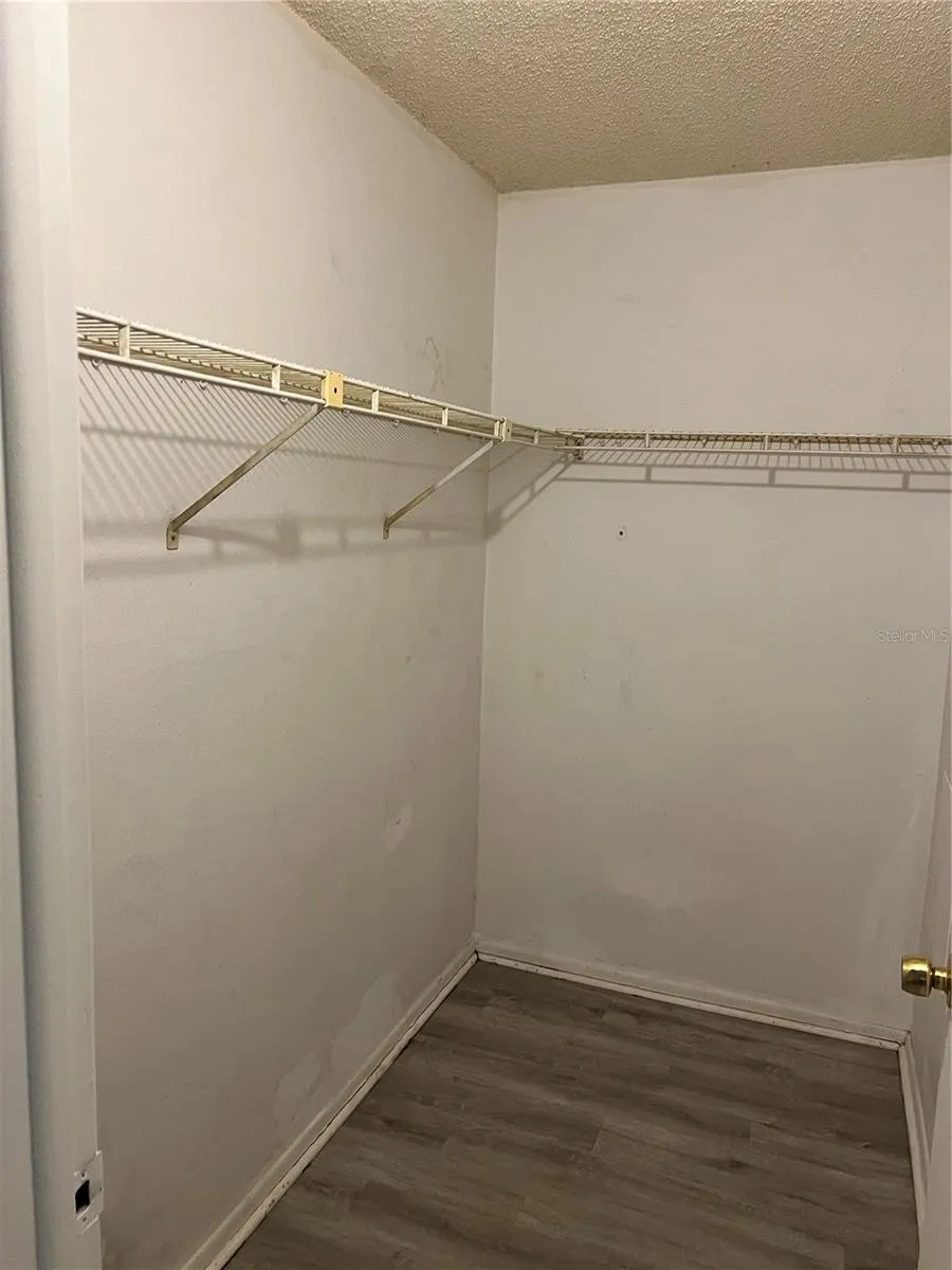 14308 HANGING MOSS CIRCLE #102 Tampa, FL 33613