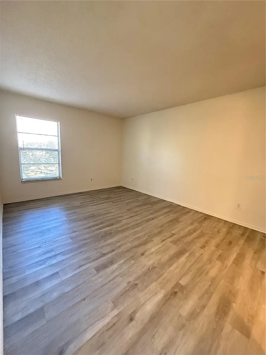 14308 HANGING MOSS CIRCLE #102 Tampa, FL 33613