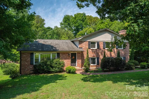 304 Windsor Drive