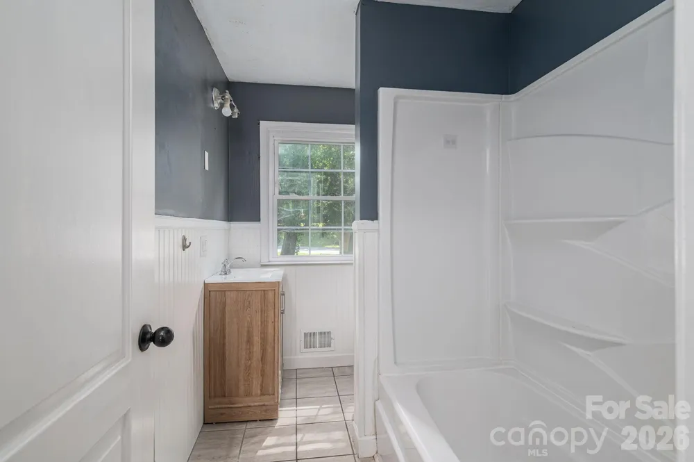 304 Windsor Drive Shelby, NC 28150