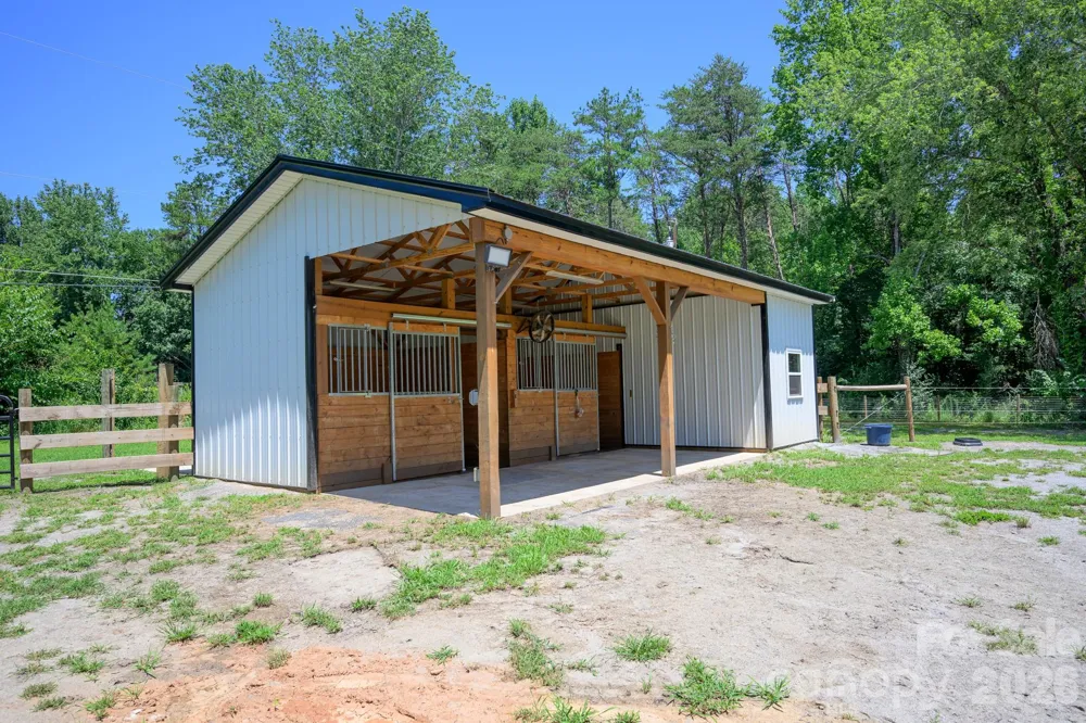 1151 Shady Lane Marion, NC 28752