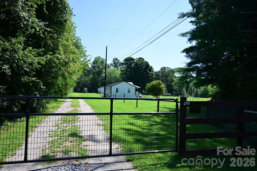1151 Shady Lane Marion, NC 28752