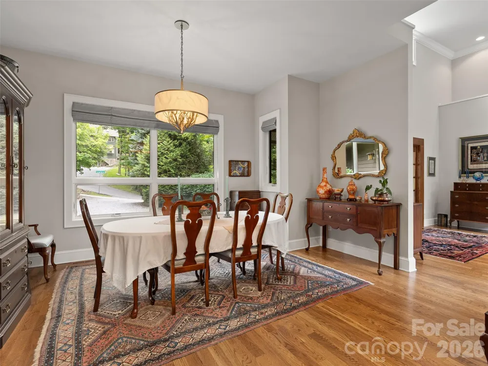 515 Flying Hawk Trail Waynesville, NC 28786