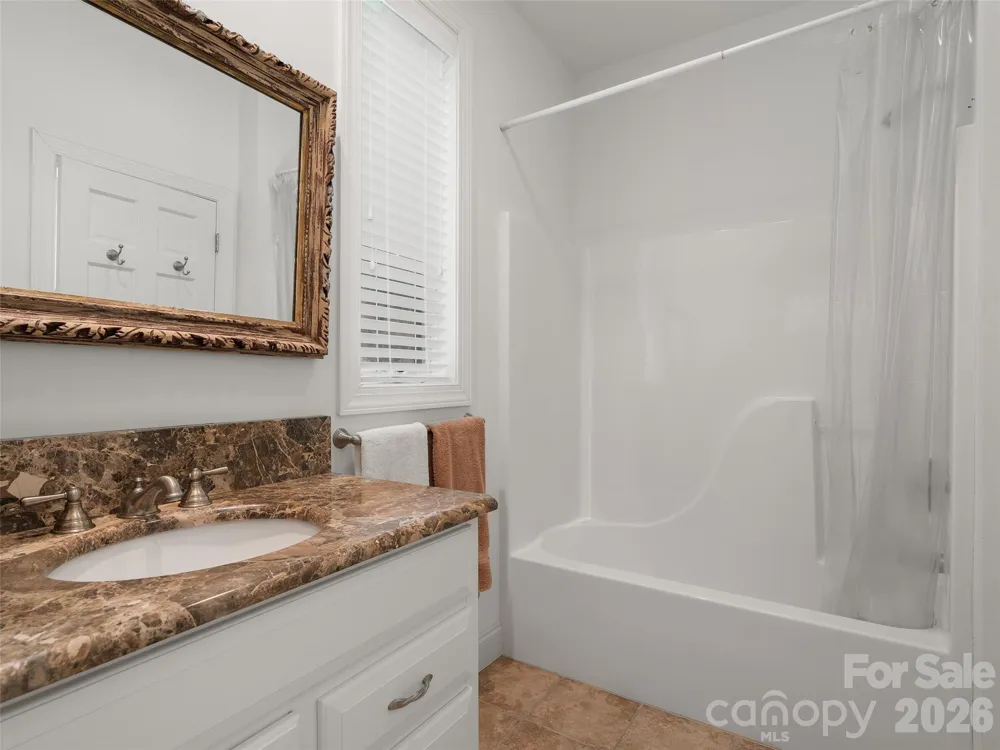 515 Flying Hawk Trail Waynesville, NC 28786