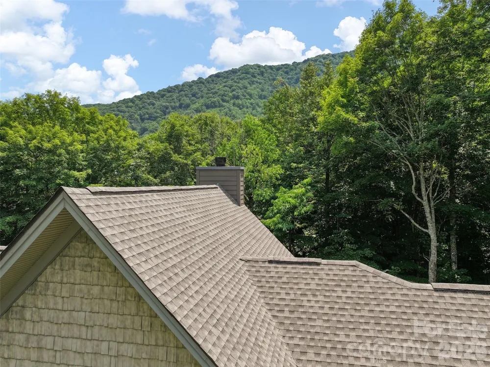 515 Flying Hawk Trail Waynesville, NC 28786