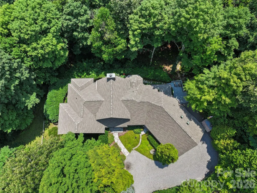 515 Flying Hawk Trail Waynesville, NC 28786