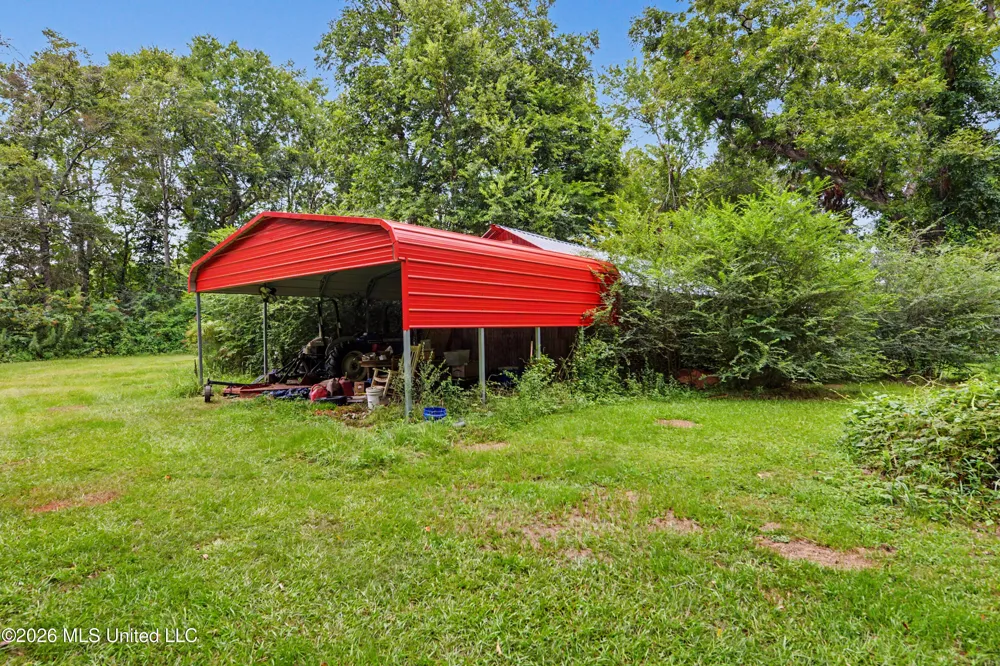 2147 Hwy 613 Lucedale, MS 39452