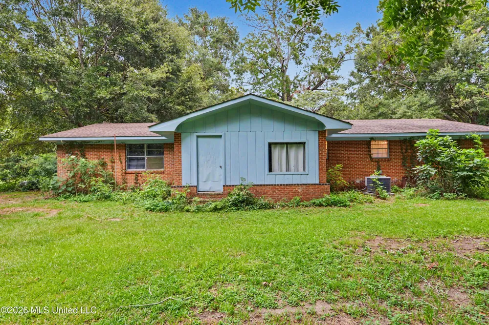2147 Hwy 613 Lucedale, MS 39452