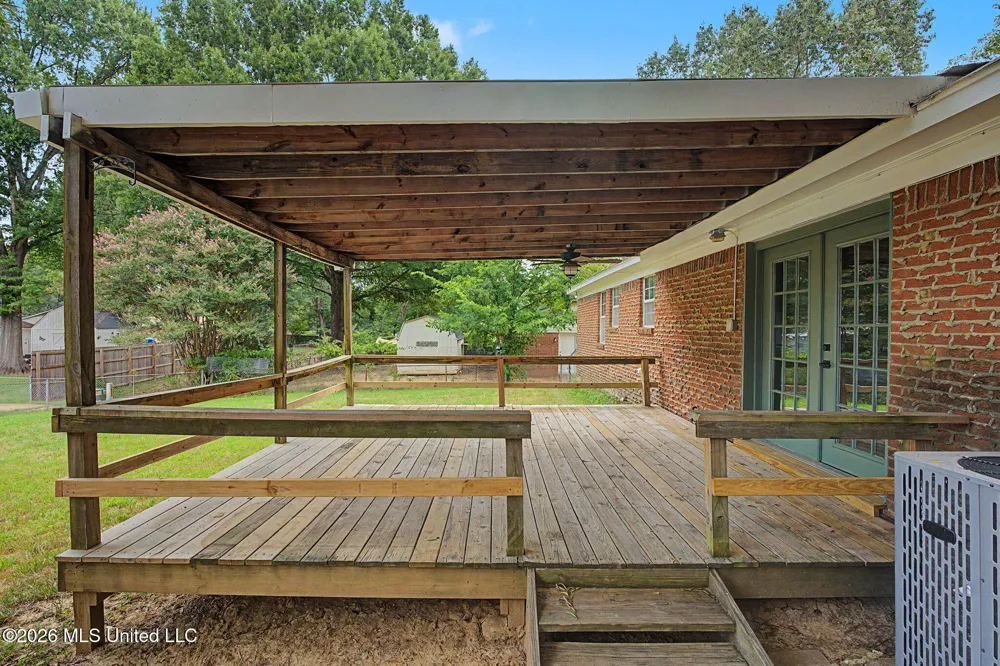 5788 Natchez Drive Horn Lake, MS 38637