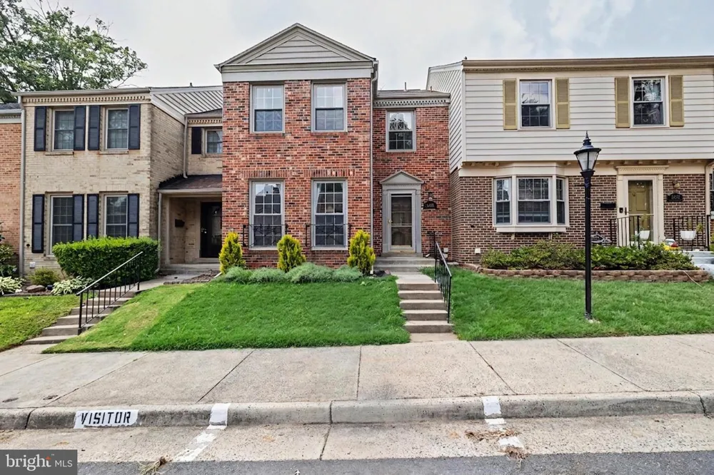 5426 CABOT RIDGE COURT Fairfax, VA 22032