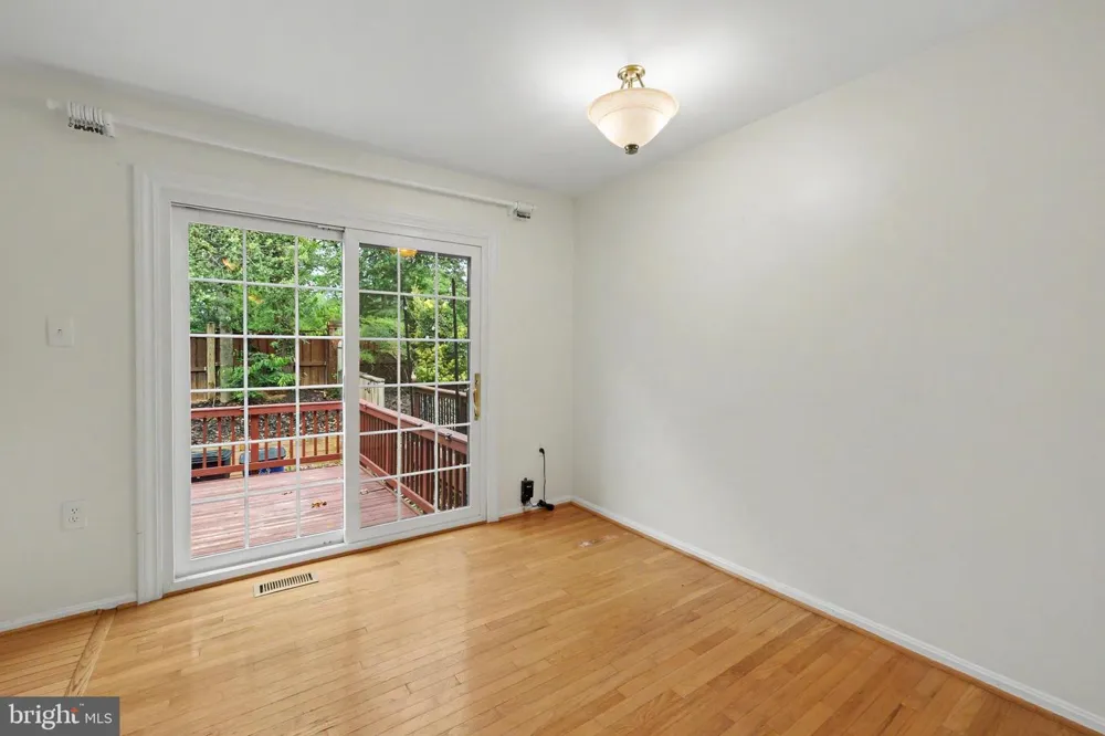 5426 CABOT RIDGE COURT Fairfax, VA 22032