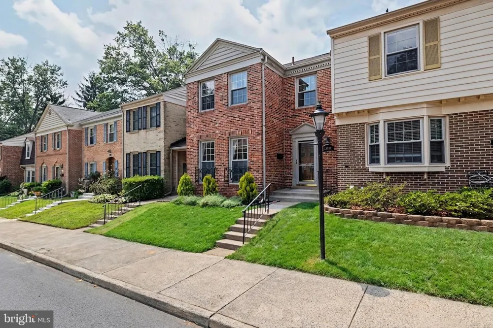 5426 CABOT RIDGE COURT Fairfax, VA 22032