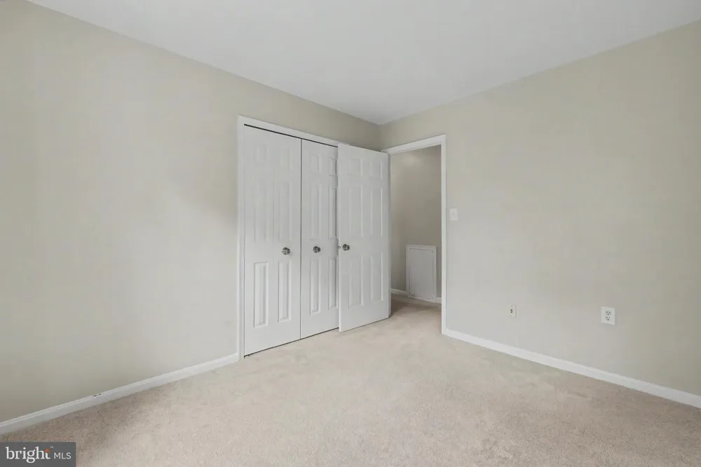 5426 CABOT RIDGE COURT Fairfax, VA 22032