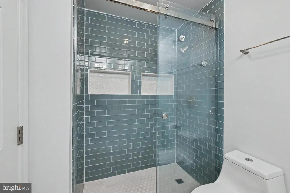 5426 CABOT RIDGE COURT Fairfax, VA 22032