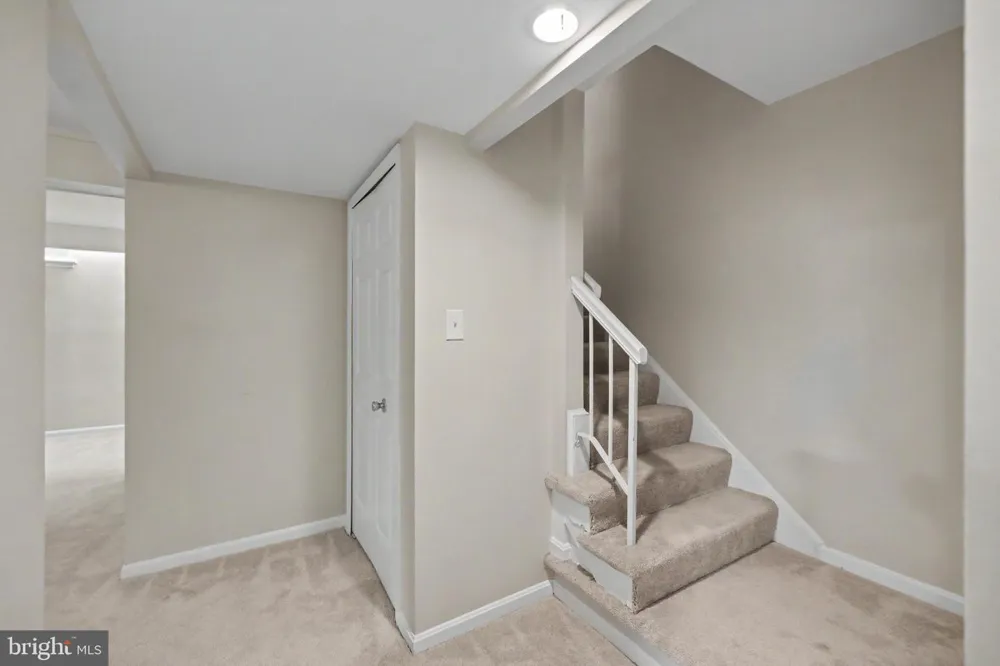 5426 CABOT RIDGE COURT Fairfax, VA 22032