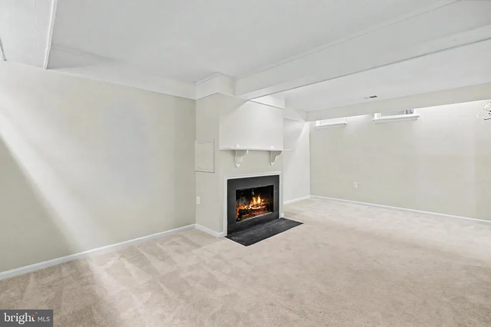 5426 CABOT RIDGE COURT Fairfax, VA 22032