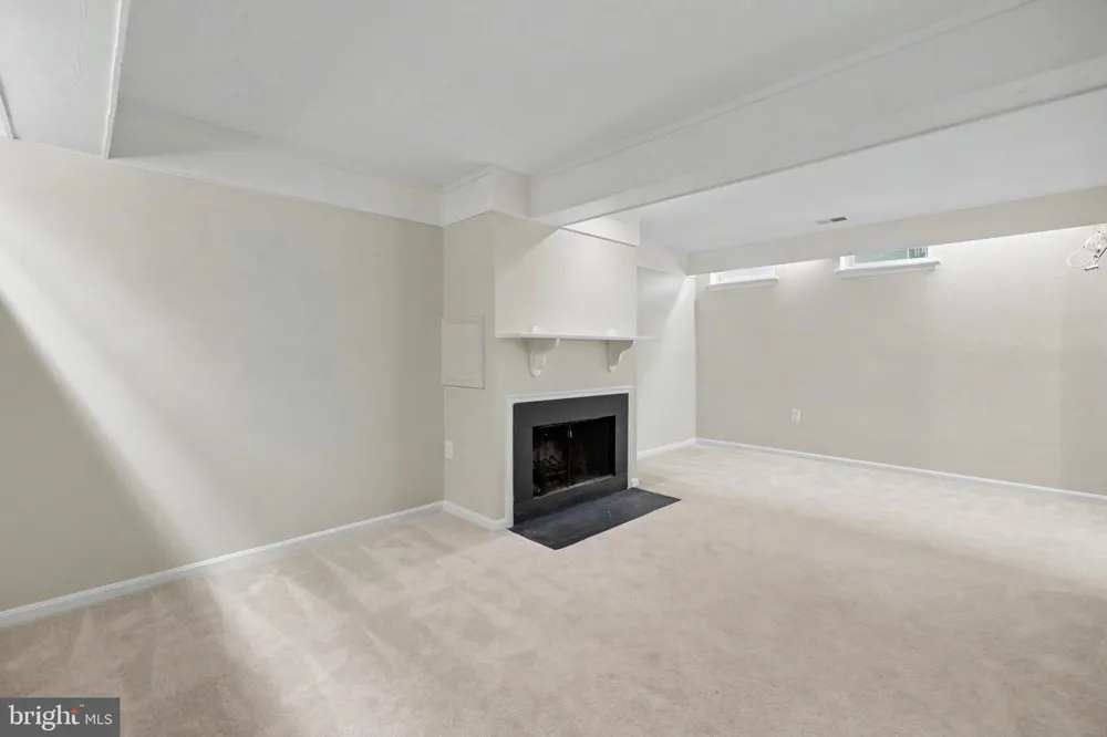 5426 CABOT RIDGE COURT Fairfax, VA 22032