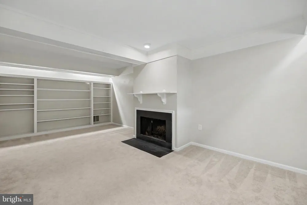 5426 CABOT RIDGE COURT Fairfax, VA 22032