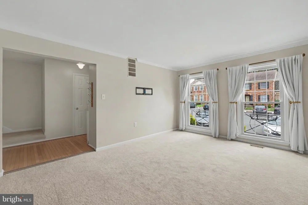 5426 CABOT RIDGE COURT Fairfax, VA 22032