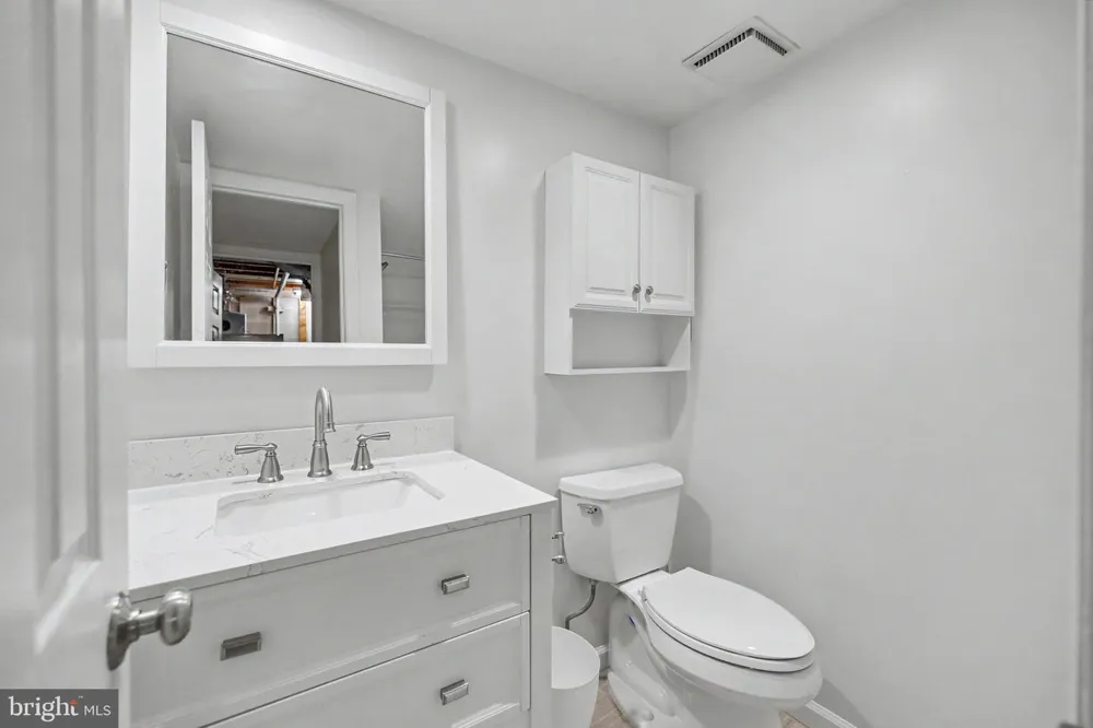 5426 CABOT RIDGE COURT Fairfax, VA 22032