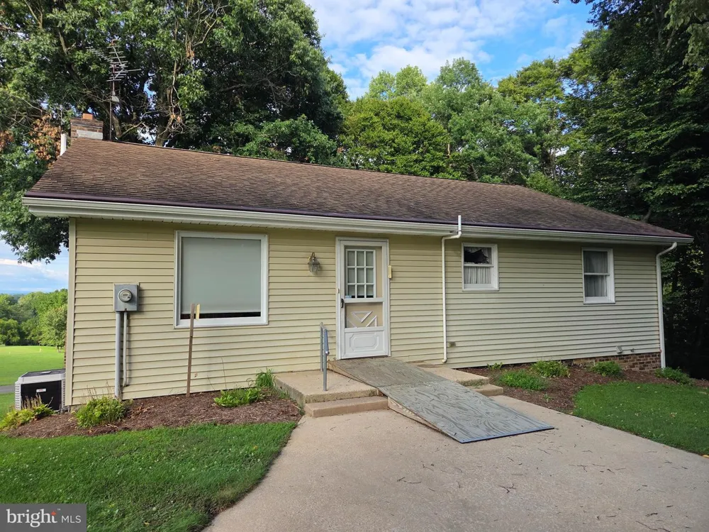 885 MOUNT WILSON ROAD Lebanon, PA 17042