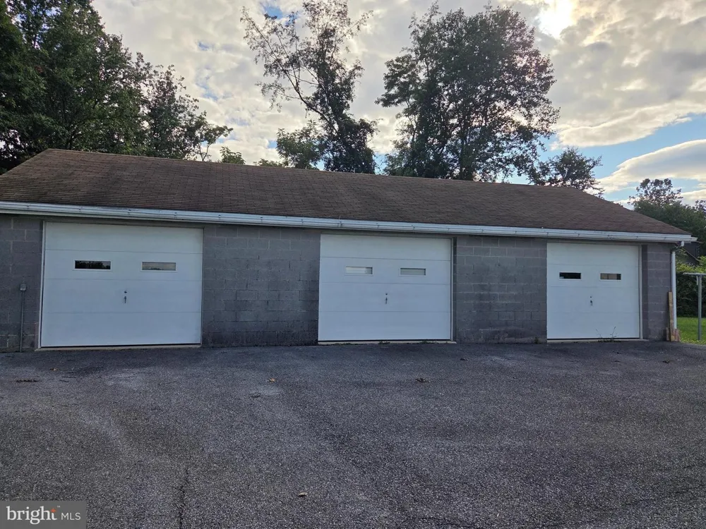 885 MOUNT WILSON ROAD Lebanon, PA 17042
