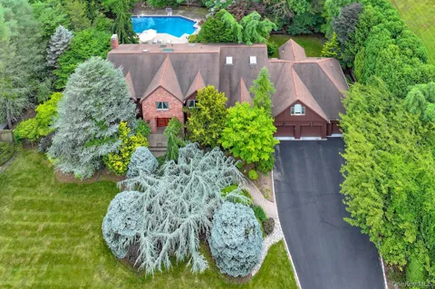 17 Snowdrop Drive