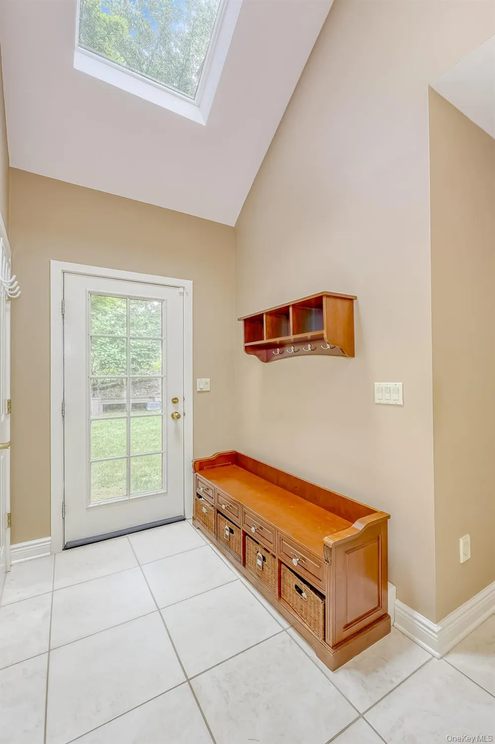 17 Snowdrop Drive New City, NY 10956