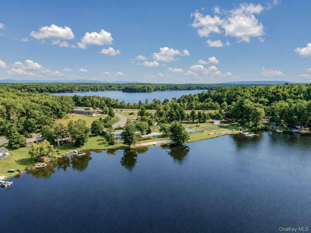 52 Crescent  Circle Rock Hill Rock Hill, NY 12775