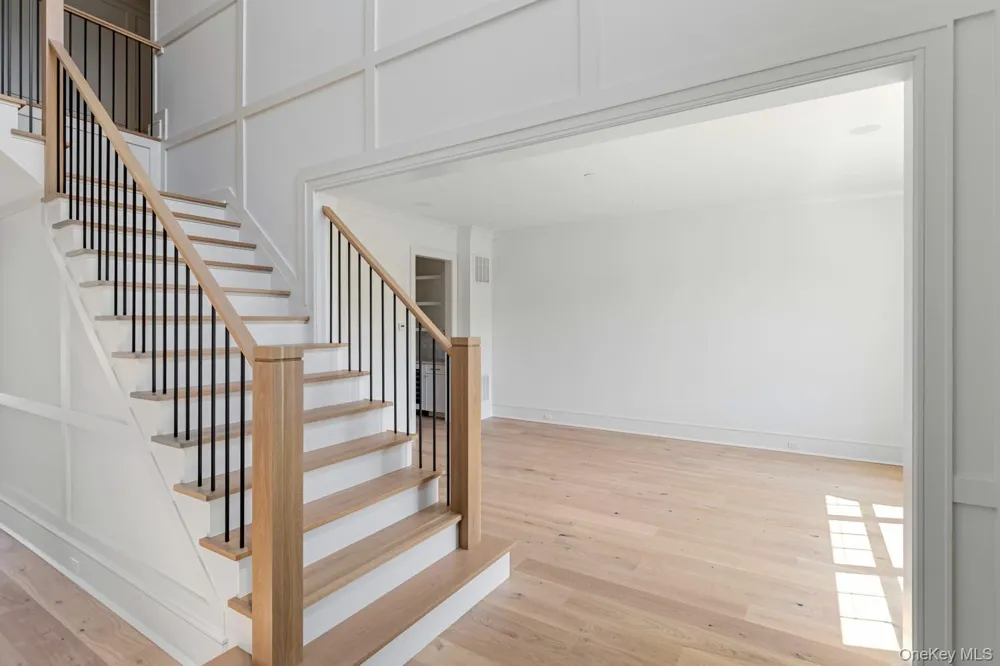 2 D'Amico Court Melville, NY 11747