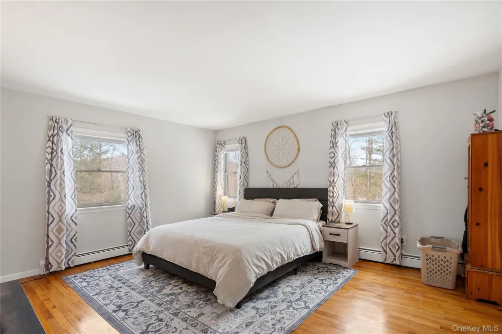 25 Old Farm Road Shokan, NY 12481