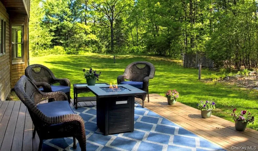 25 Old Farm Road Shokan, NY 12481