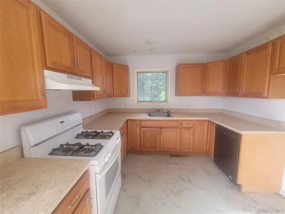 1048 Old Liberty Road Monticello, NY 12701