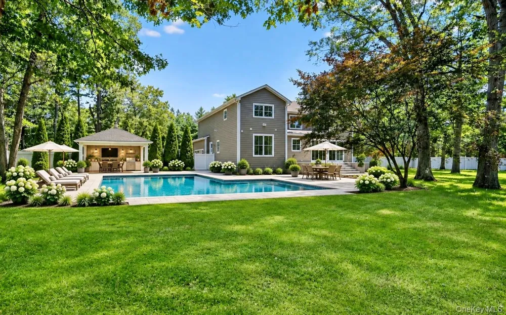 654 Caledonia Road Dix Hills, NY 11746