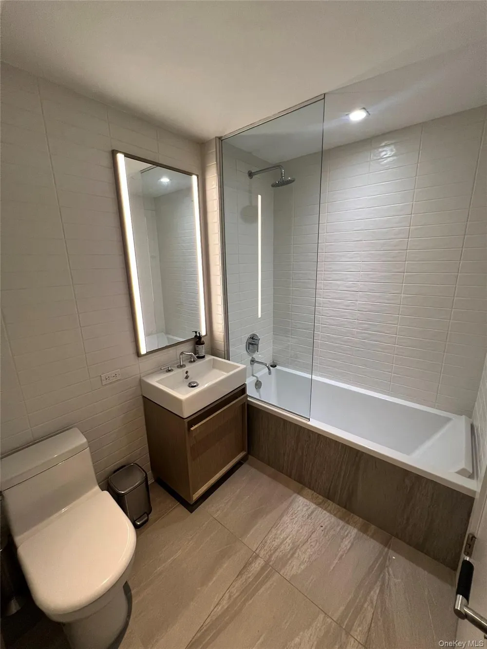 251 1st Street #4A Brooklyn, NY 11215