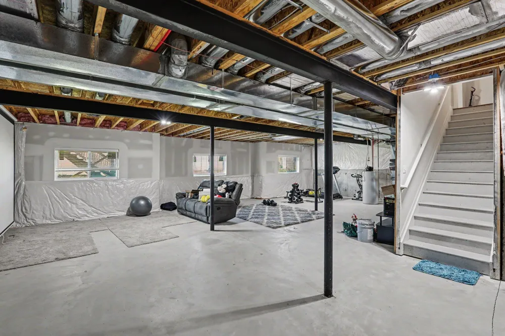 8580 Pioneer Street Washington, MI 48094
