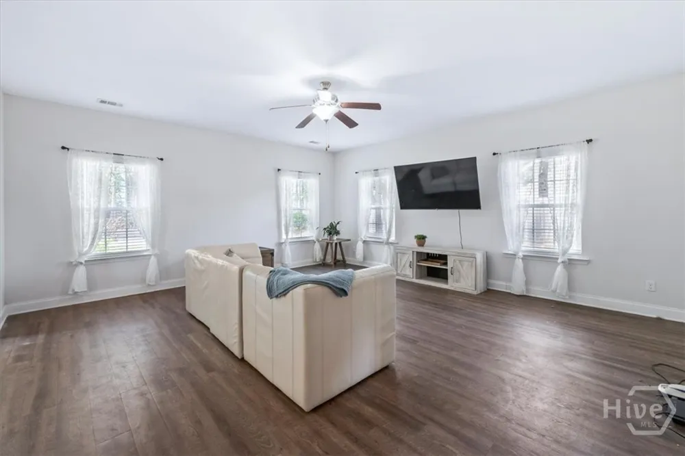 30 Saddlebrush Road Ellabell, GA 31308