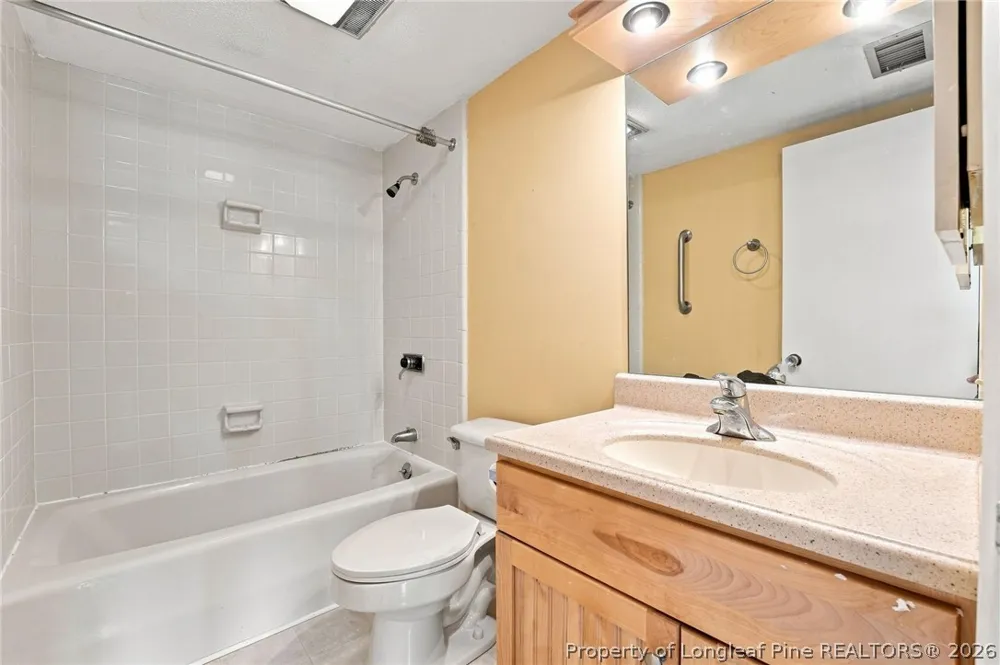 250 Sugar Gum Lane #214 Pinehurst, NC 28374
