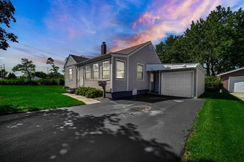 434 W Walnut Street