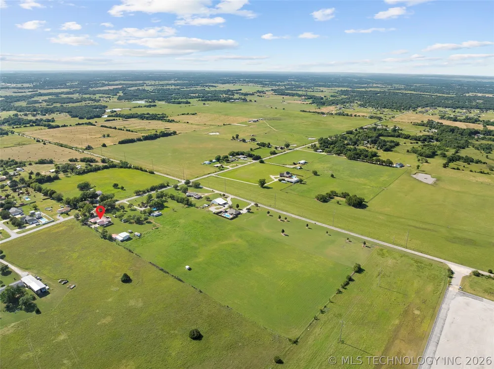 6892 Meridian Road Ardmore, OK 73401